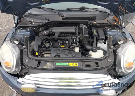 2010 Mini Cooper из США, поврежденный, VIN WMWMR3C59ATZ19038